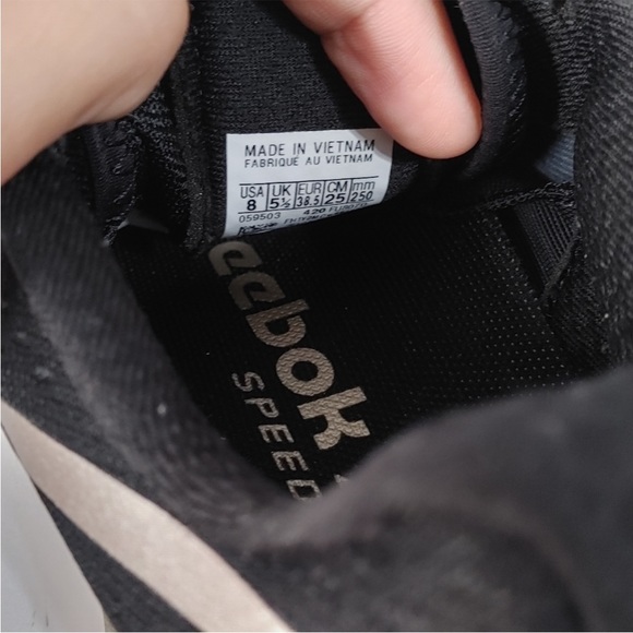 Reebok Shoes - Picture 8 of 9